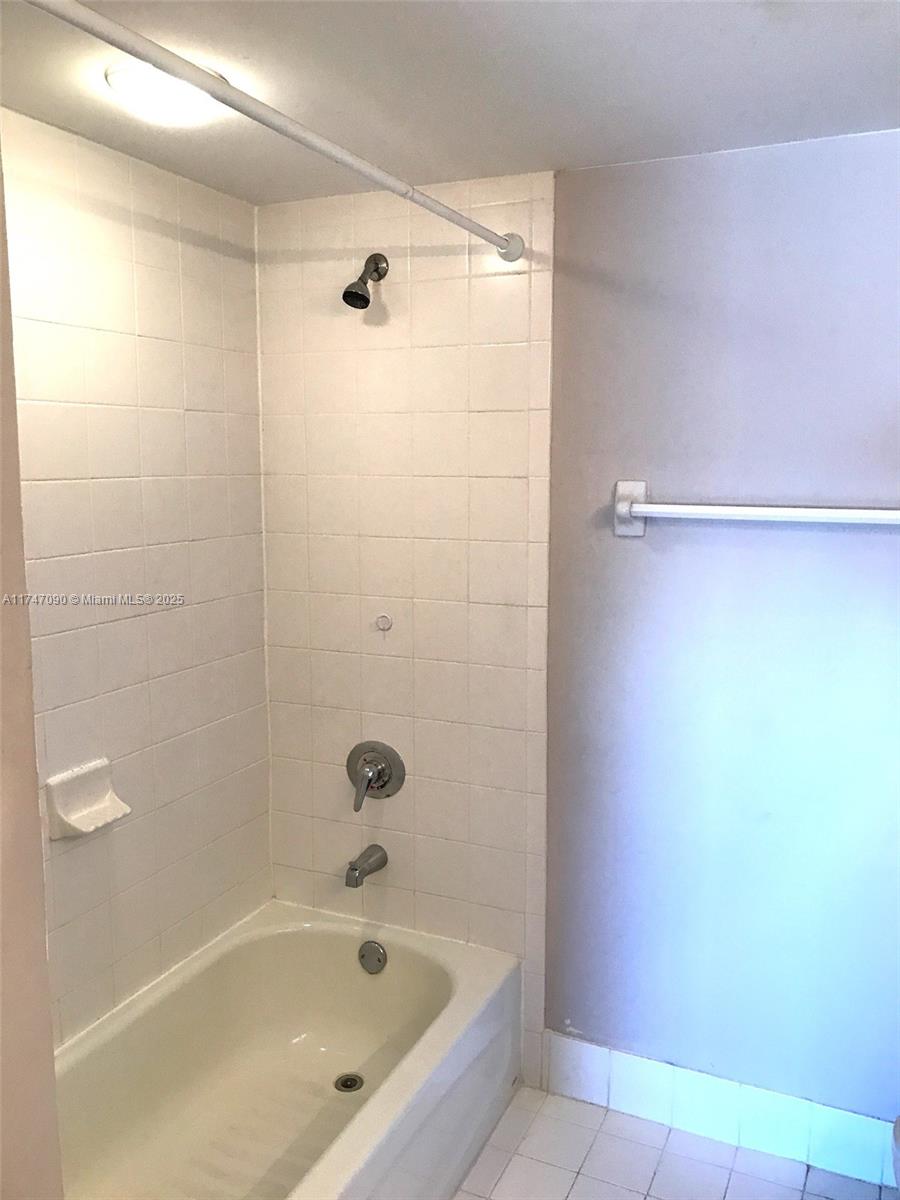36 NW 6th Ave #804, Miami, Florida image 9