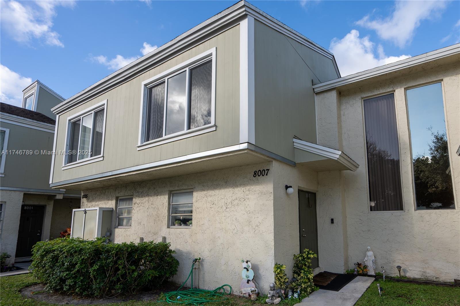 8007 Lagos De Campo Blvd #K-4, Tamarac, Florida image 1