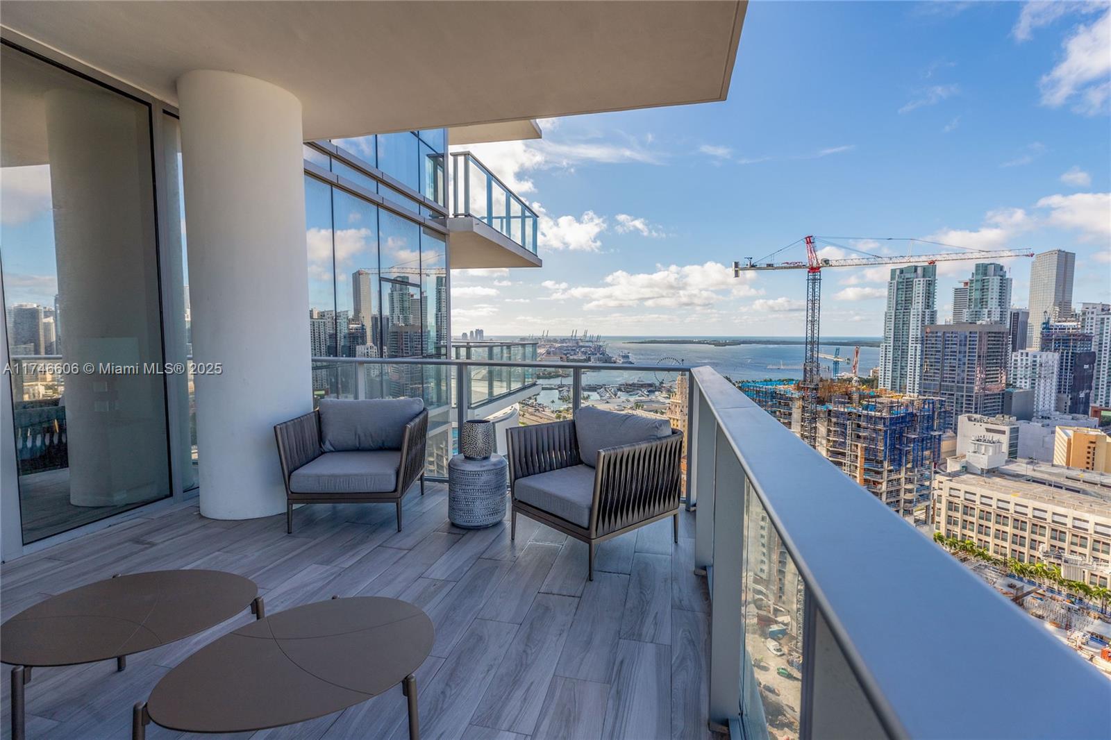 851 NE 1st Ave #2812, Miami FL 33132