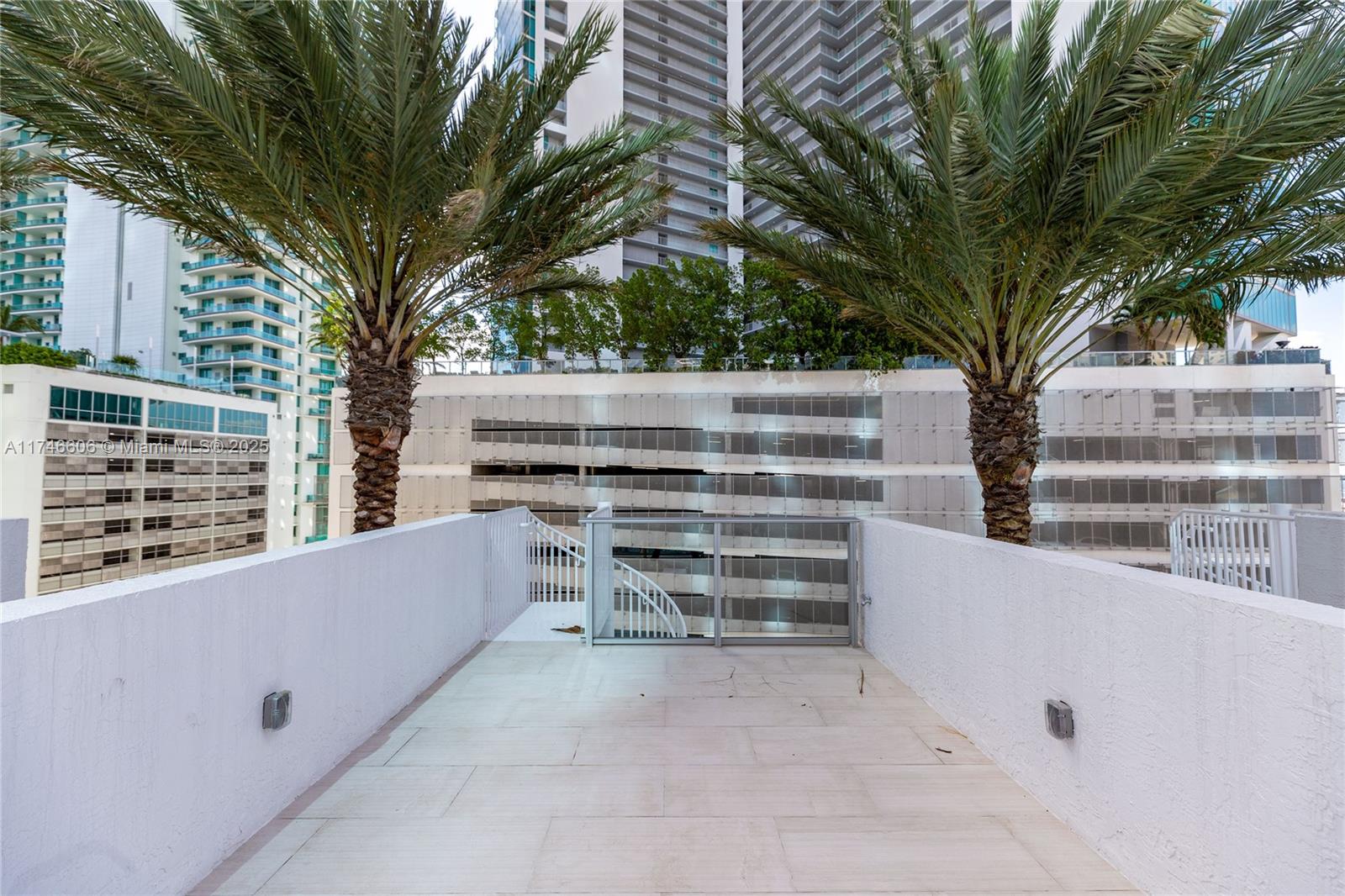 851 NE 1st Ave #2812, Miami FL 33132