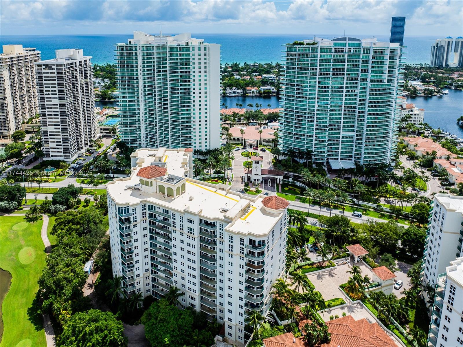 20000 E Country Club Dr #1111, Aventura, Florida image 27