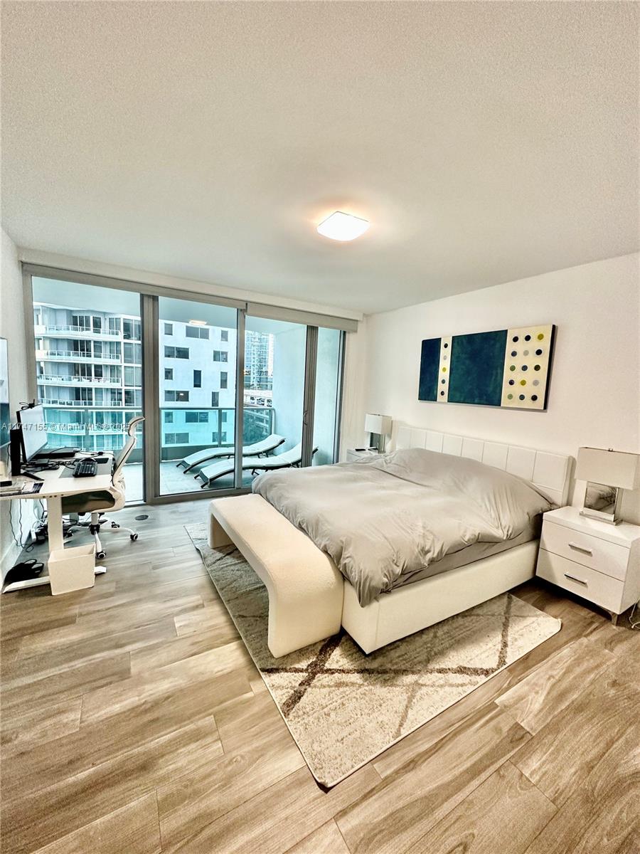 1331 Brickell Bay Dr #906, Miami FL 33131