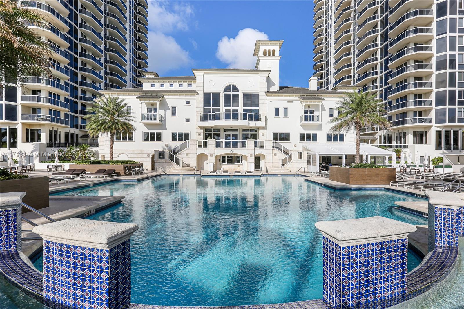 4779 COLLINS AV #3701, Miami Beach FL 33140