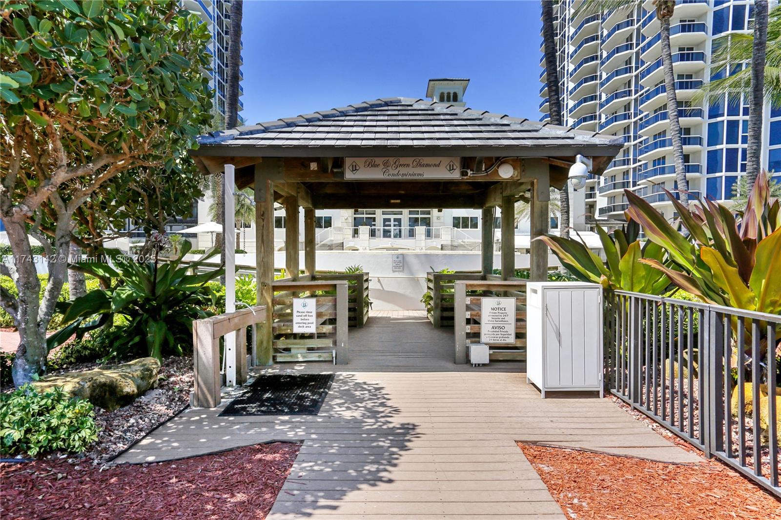 4779 COLLINS AV #3701, Miami Beach FL 33140