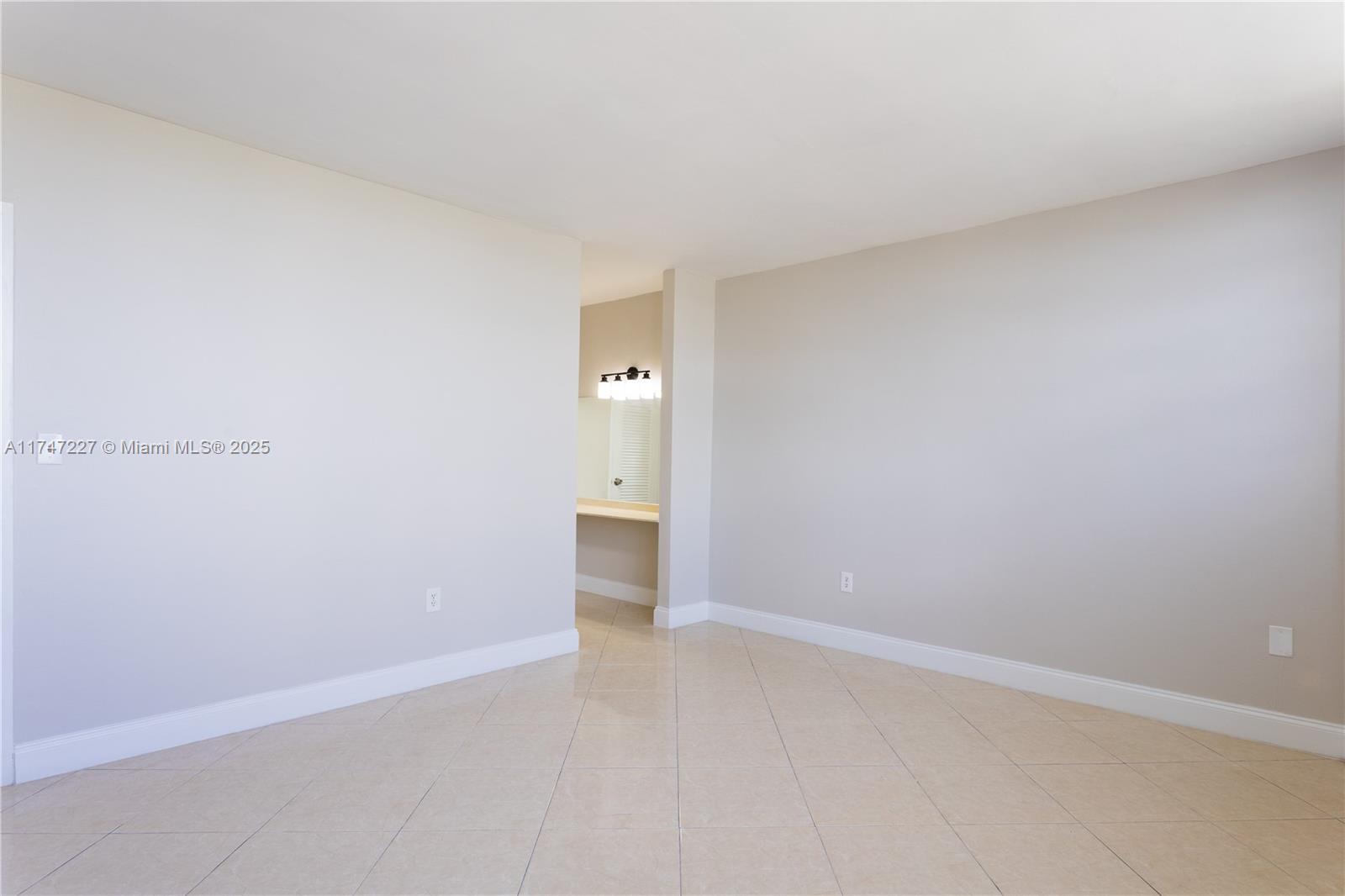 800 West Ave #620, Miami Beach, Florida image 6