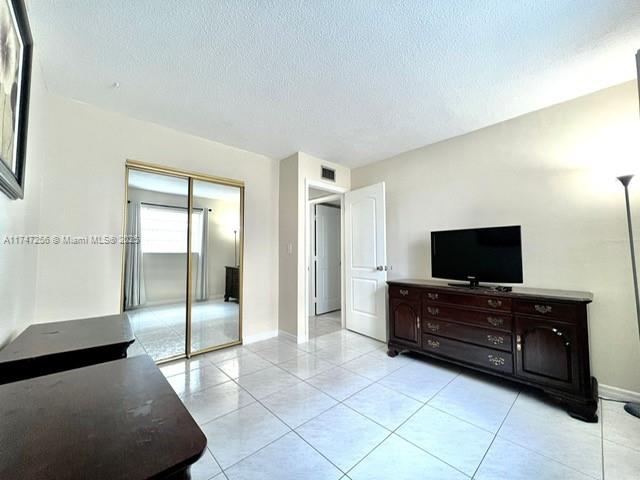 2145 Pierce St #122, Hollywood, Florida image 16