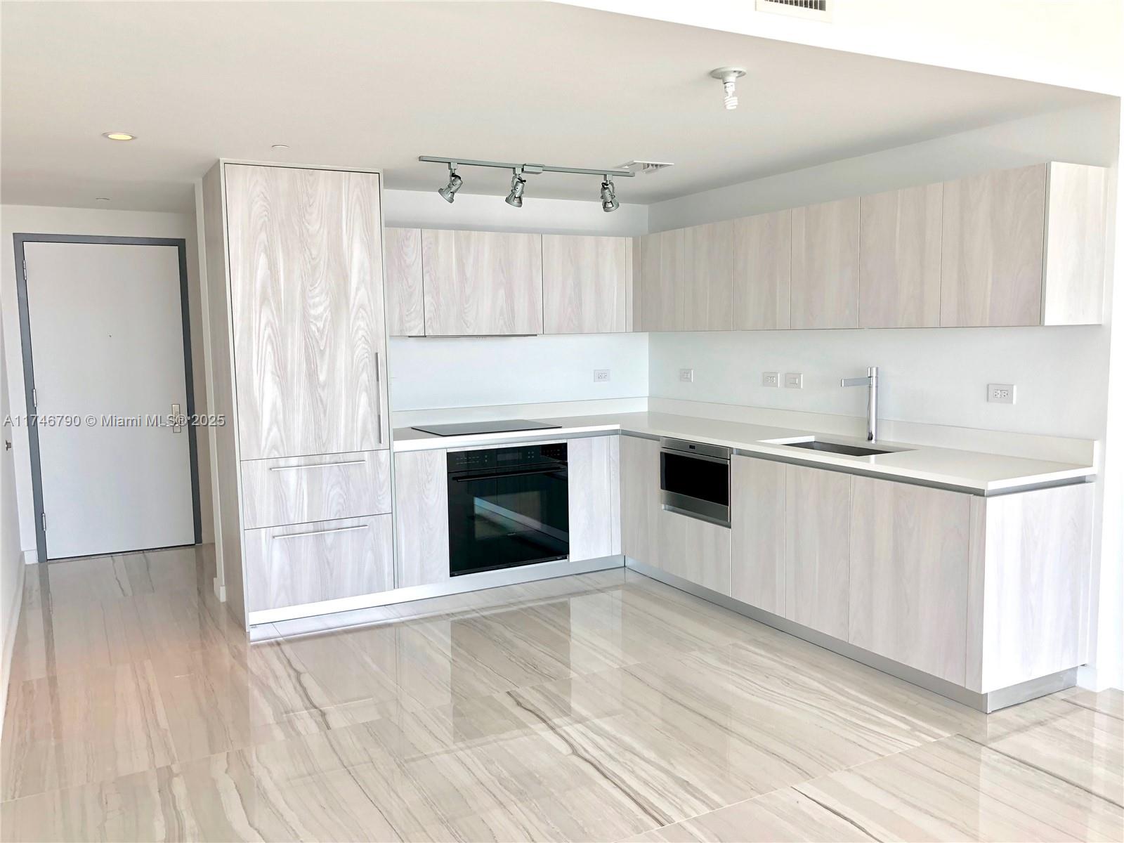 3131 NE 7th Ave #505, Miami FL 33137