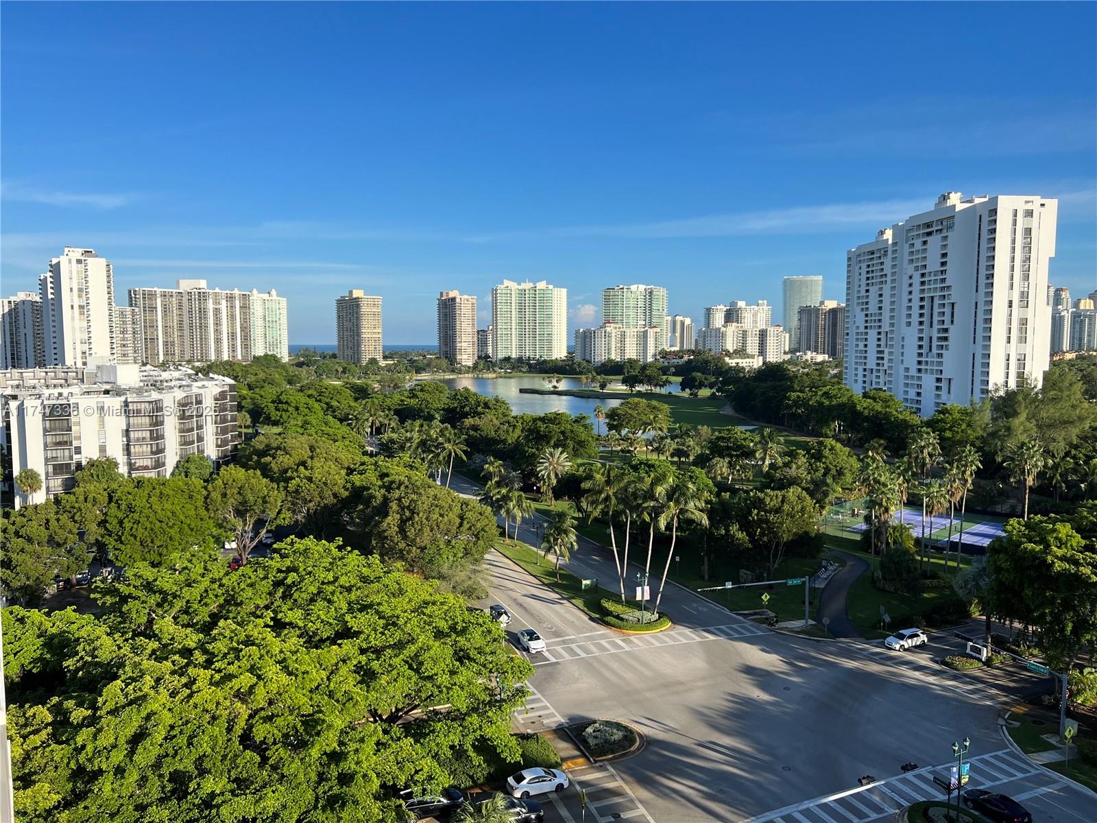 3375 N Country Club Dr #1106, Aventura, Florida image 27