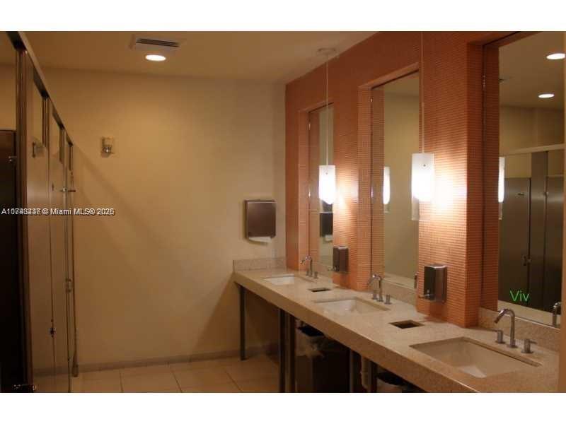 18800 NE 29th Ave #1027, Aventura, Florida image 24