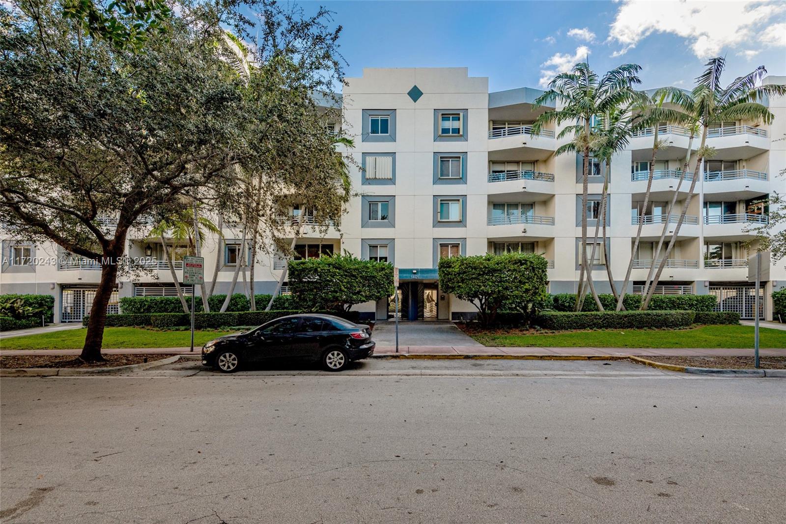 1401 W Bay Rd #307, Miami Beach, Florida image 4