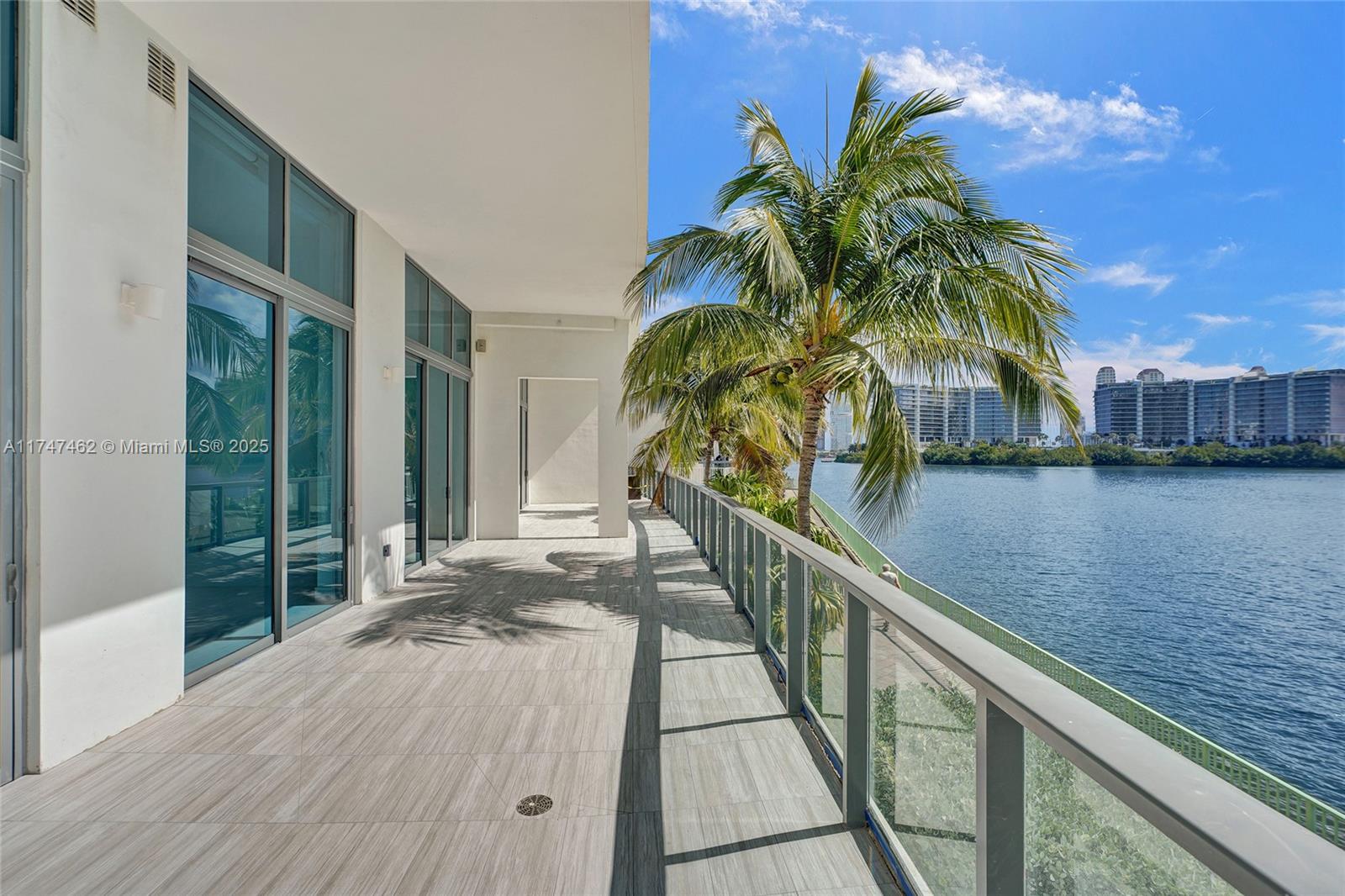 3300 NE 188th St #110, Aventura FL 33180