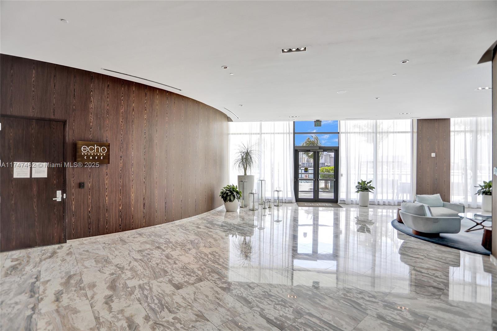 3300 NE 188th St #110, Aventura FL 33180