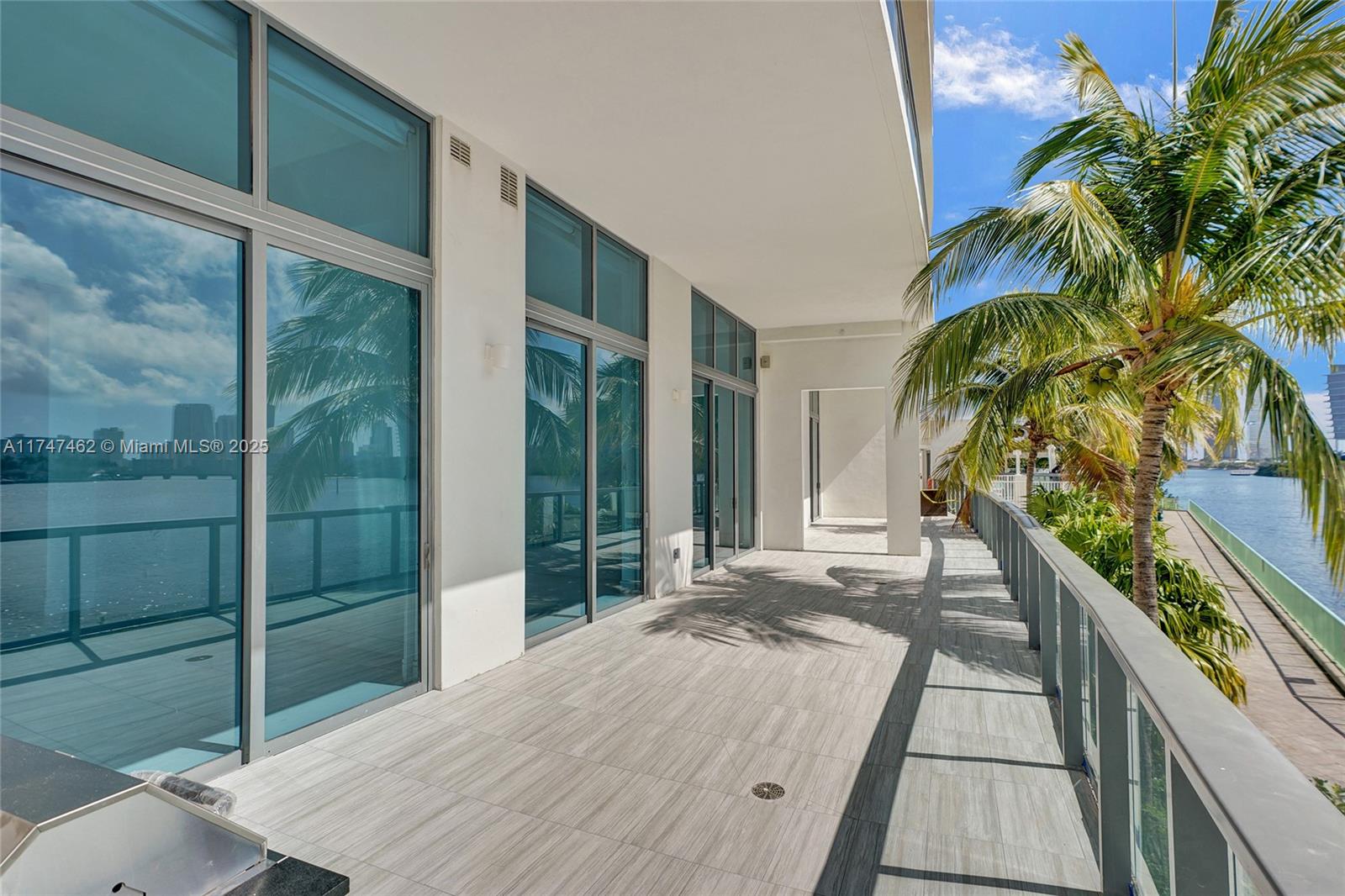 3300 NE 188th St #110, Aventura FL 33180