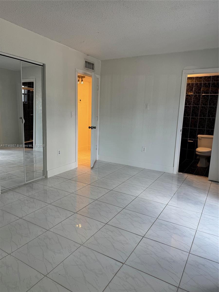 Residential, North Miami, Florida image 10