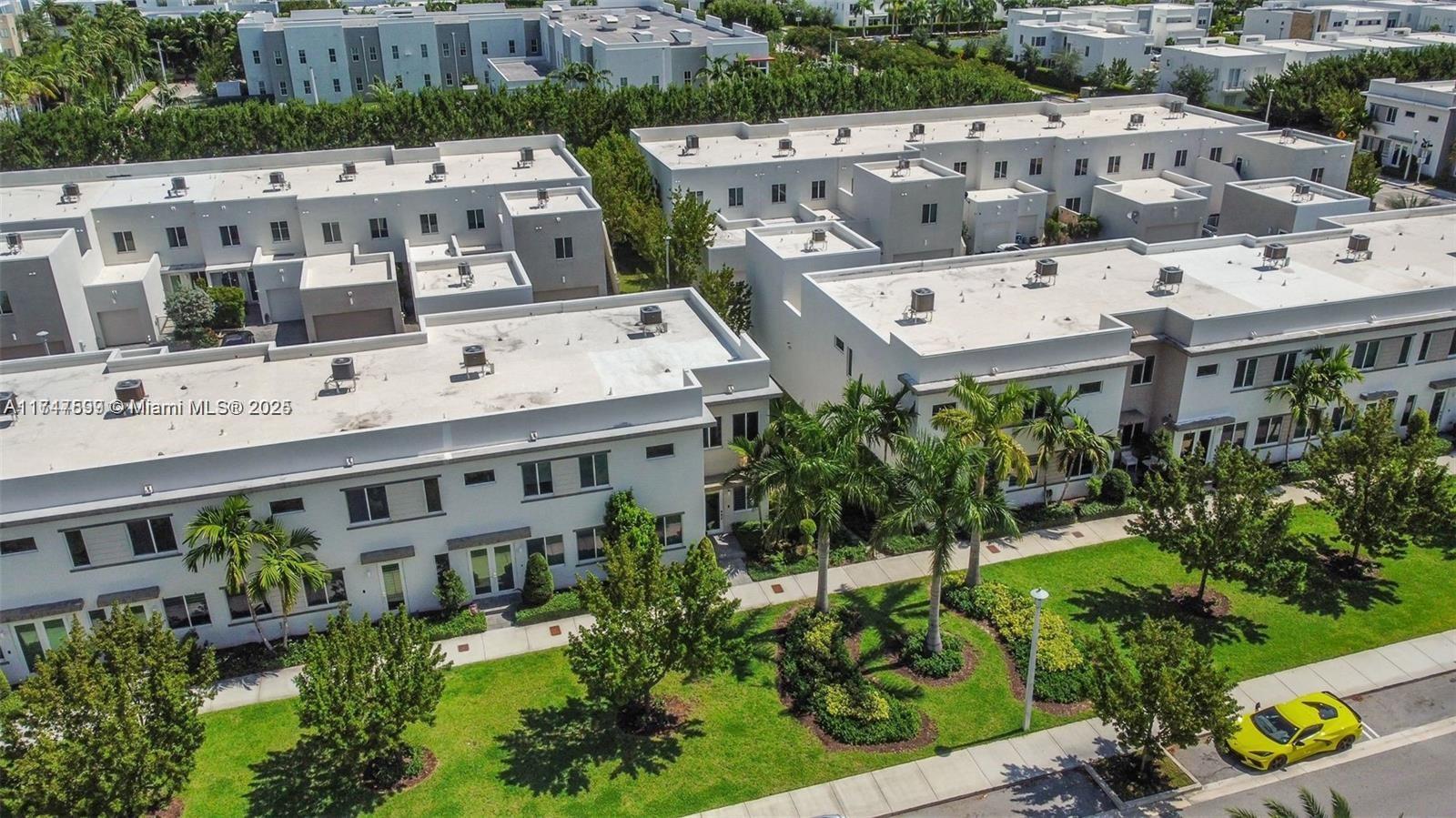 10441 NW 66th St #10441, Doral, Florida image 2