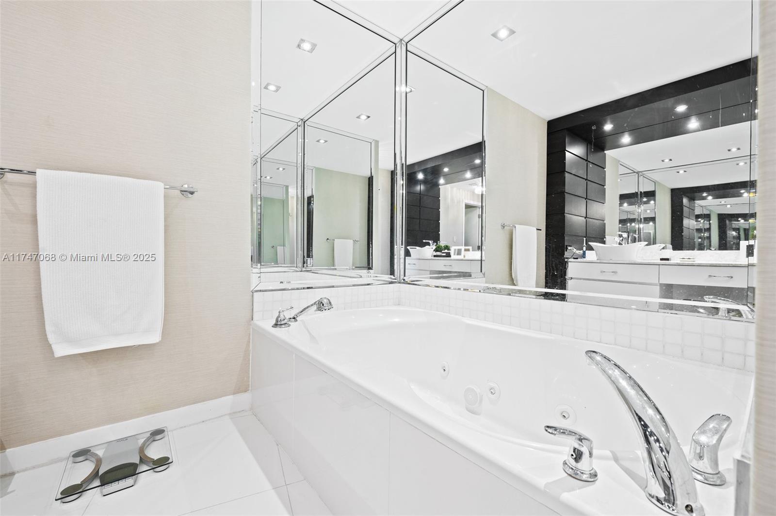 9601 Collins Ave #1208, Bal Harbour, Florida image 22