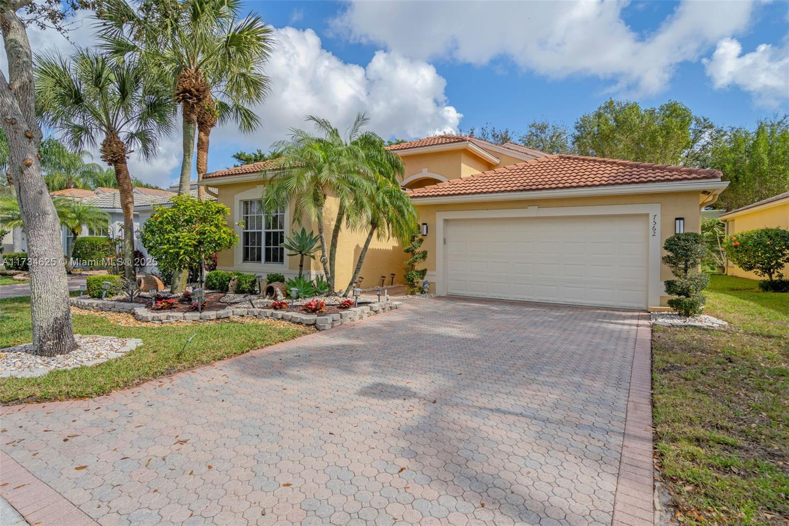 7562 Starfish Reef Ln, Lake Worth, Florida image 2