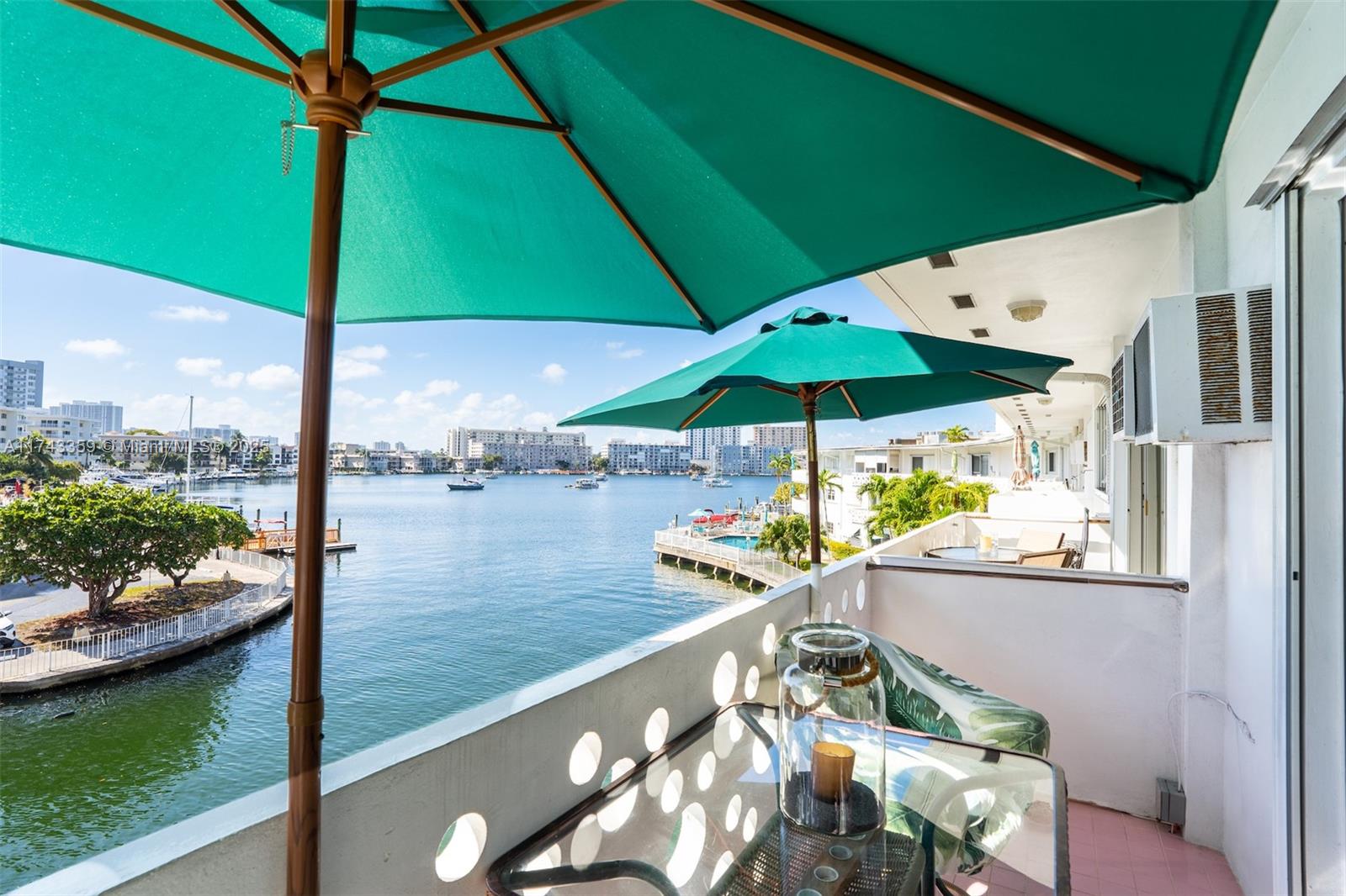 2500 Diana Dr #305, Hallandale Beach, Florida image 2