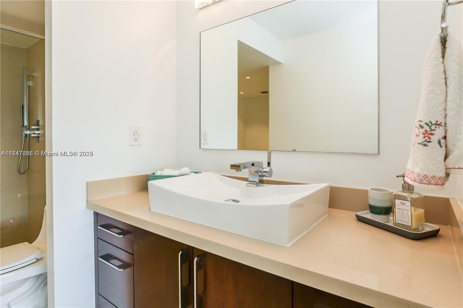 7135 Collins Ave #735, Miami Beach, Florida image 30