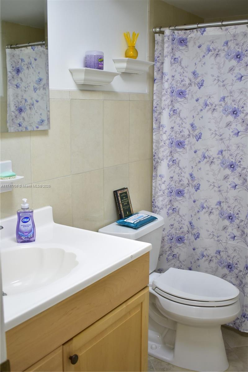 9320 Sunrise Lakes Blvd #107, Sunrise, Florida image 14