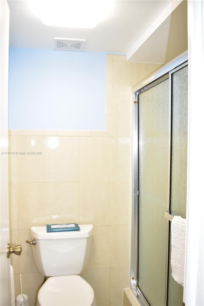 9320 Sunrise Lakes Blvd #107, Sunrise, Florida image 26