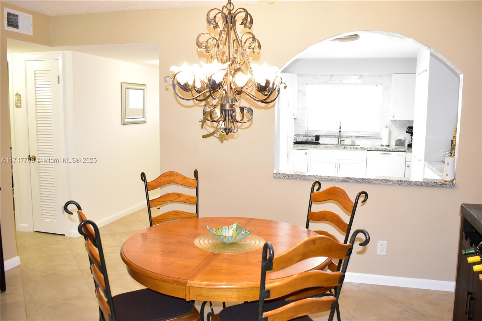 9320 Sunrise Lakes Blvd #107, Sunrise, Florida image 4