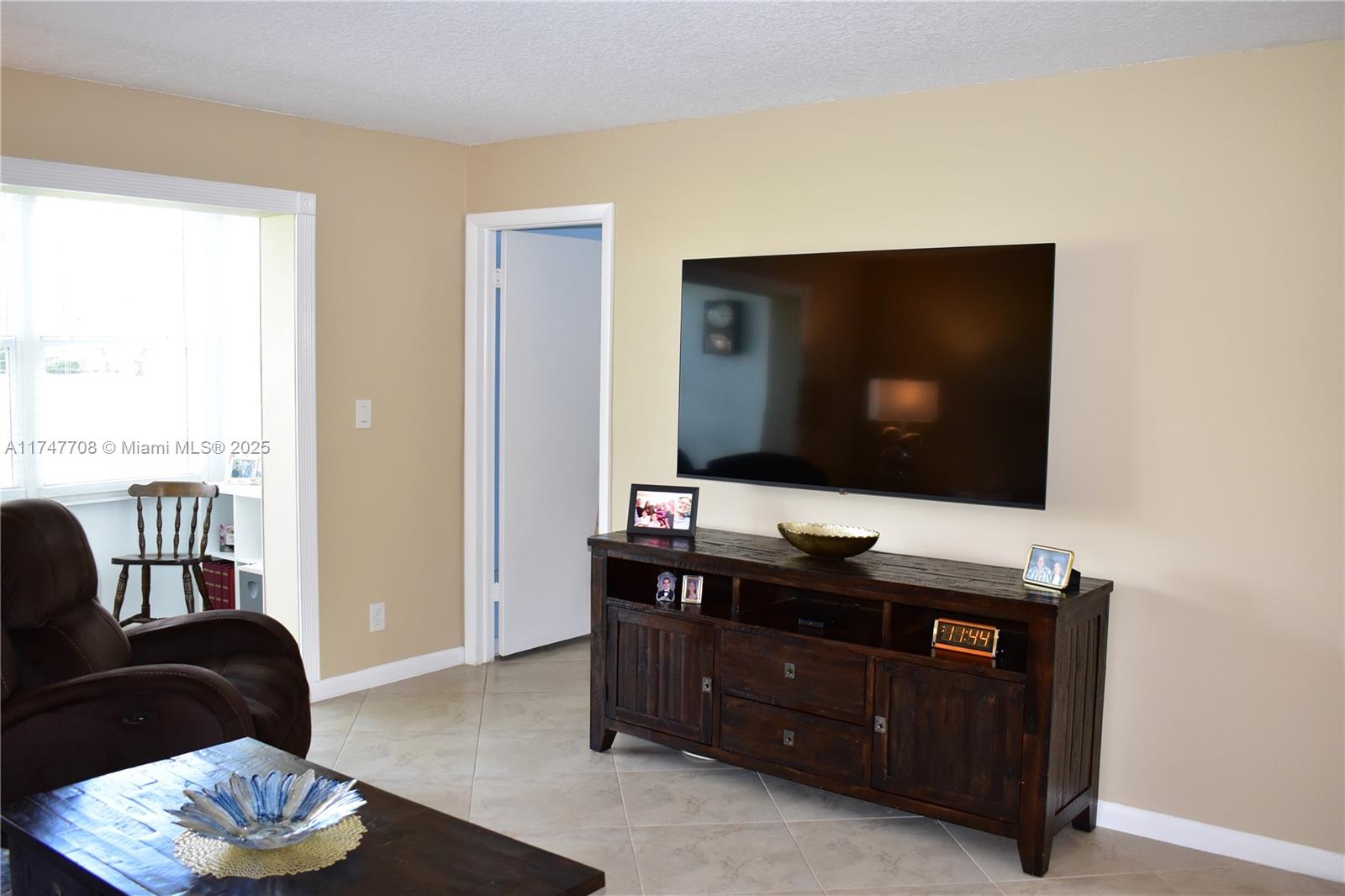 9320 Sunrise Lakes Blvd #107, Sunrise, Florida image 8