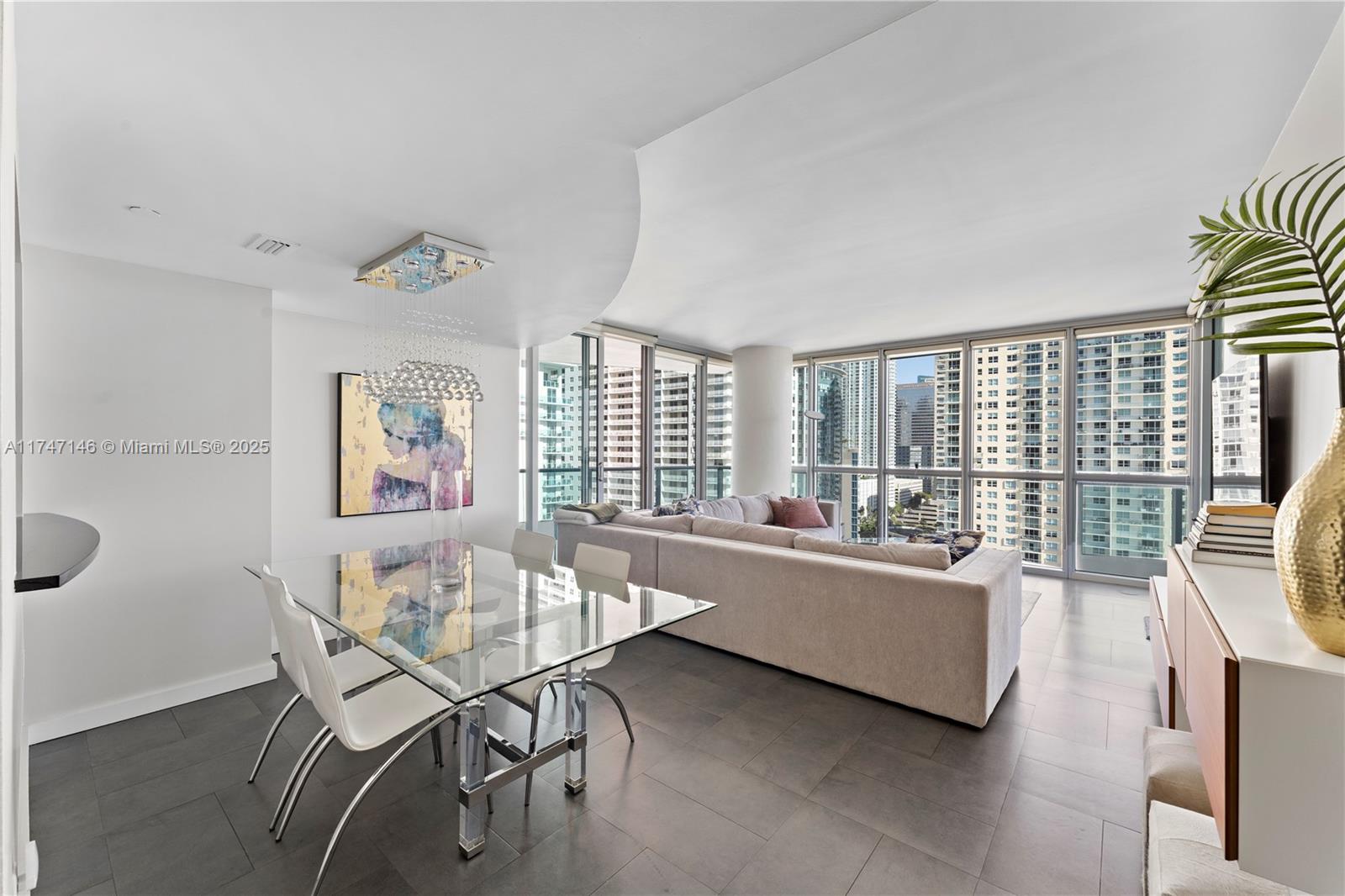 1331 Brickell Bay Dr #1902, Miami FL 33131