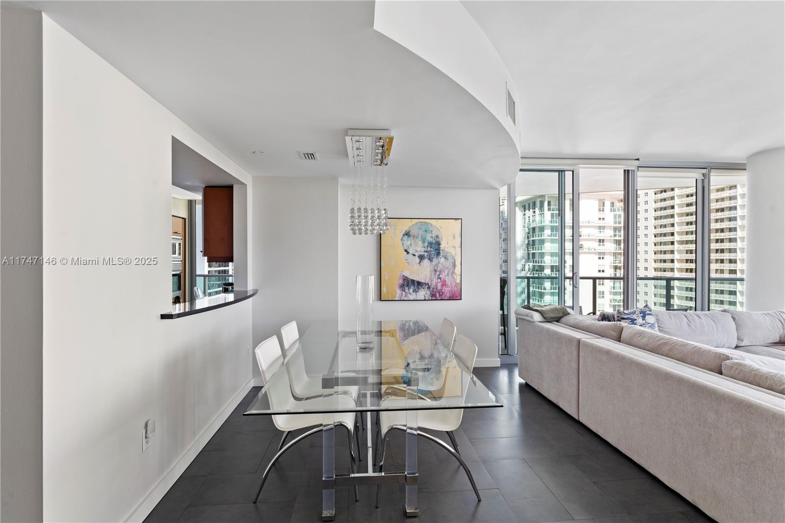 1331 Brickell Bay Dr #1902, Miami FL 33131