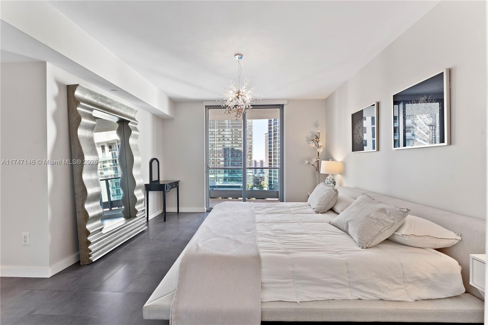 1331 Brickell Bay Dr #1902, Miami FL 33131