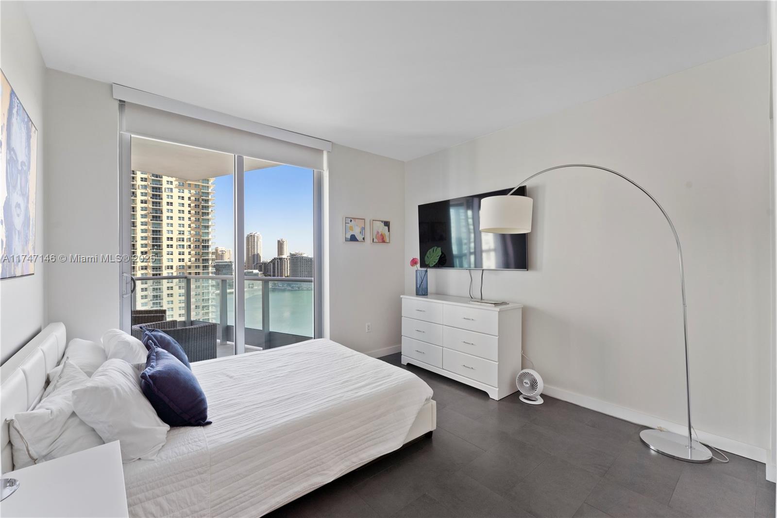 1331 Brickell Bay Dr #1902, Miami FL 33131