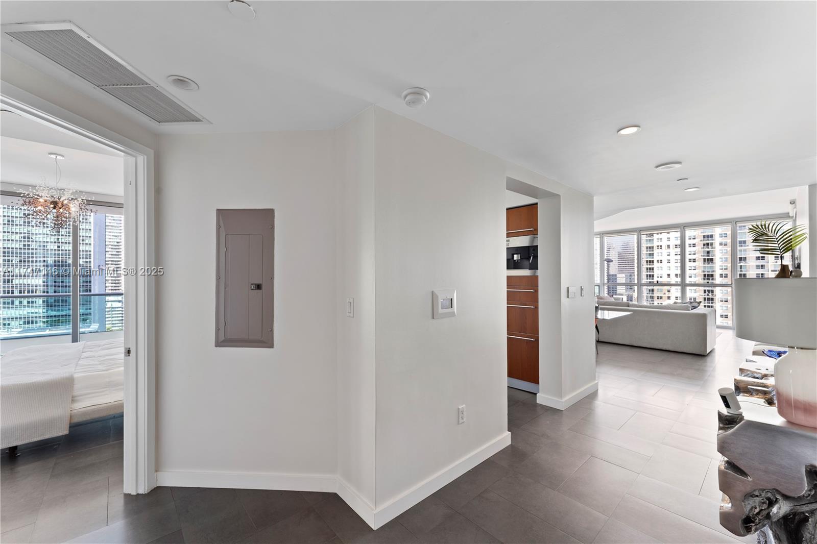 1331 Brickell Bay Dr #1902, Miami FL 33131