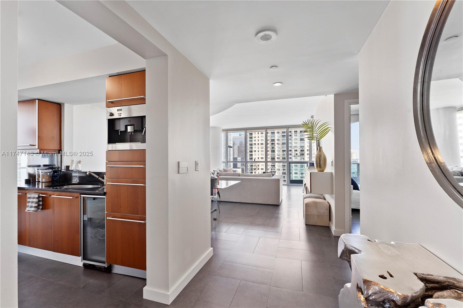 1331 Brickell Bay Dr #1902, Miami FL 33131