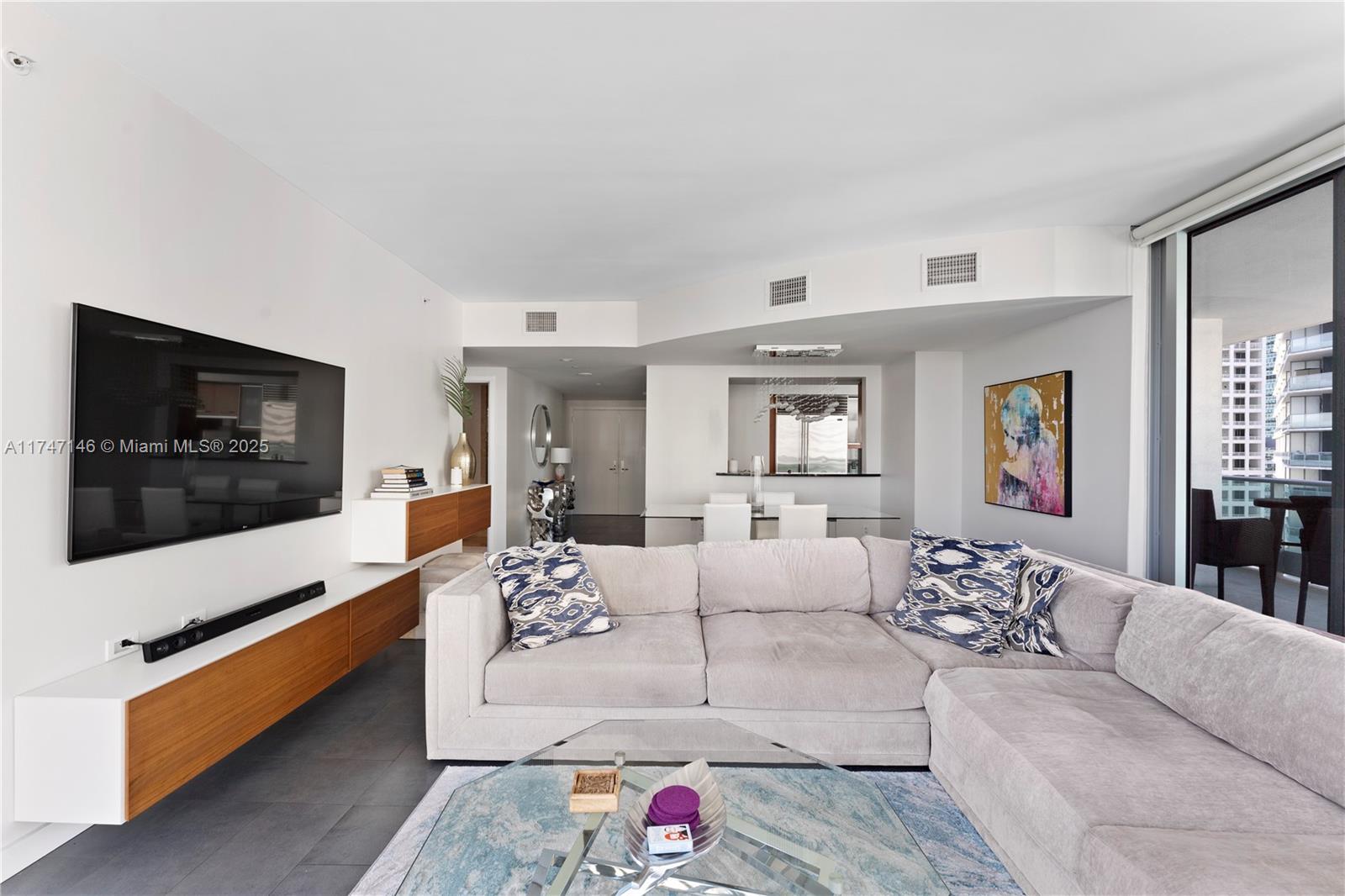 1331 Brickell Bay Dr #1902, Miami FL 33131