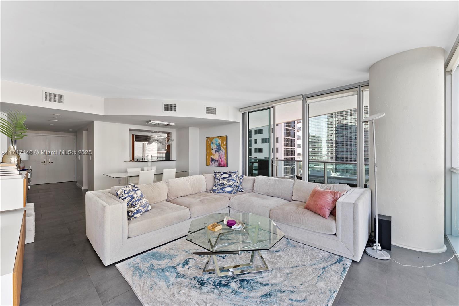 1331 Brickell Bay Dr #1902, Miami FL 33131