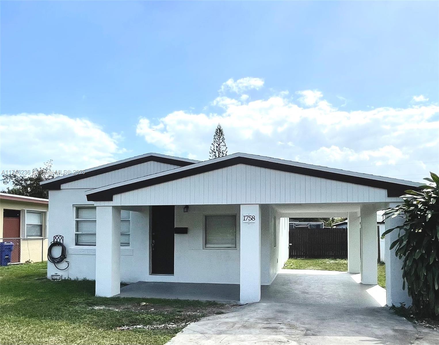 1758 NE 174th St, North Miami Beach, Florida image 2