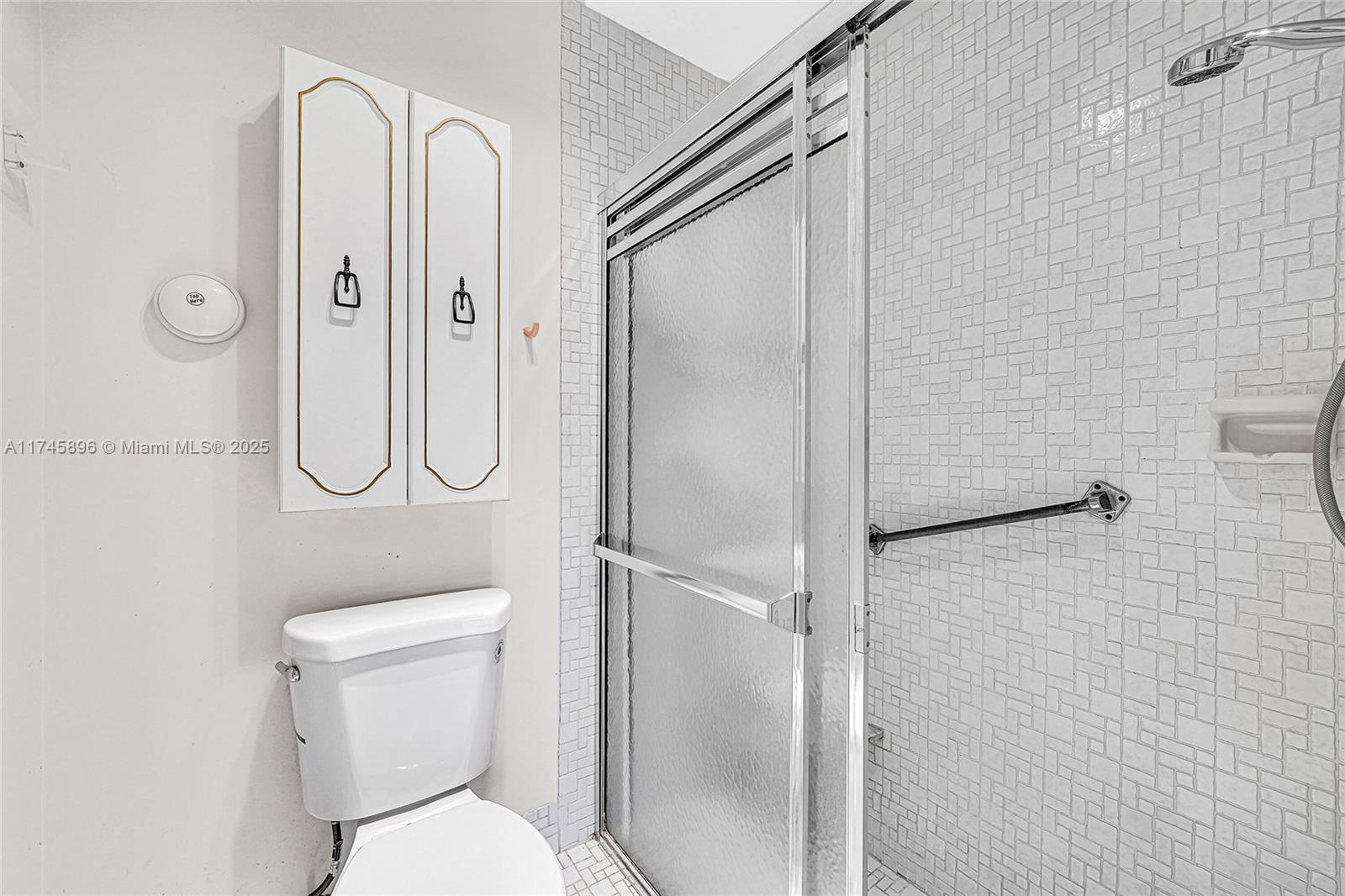 428 Briarwood Cir #4-27, Hollywood, Florida image 19