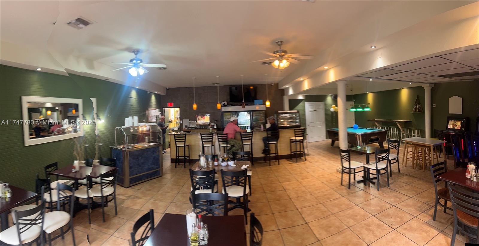  Restaurant- Cafeteria, Miami Gardens, Florida 33054