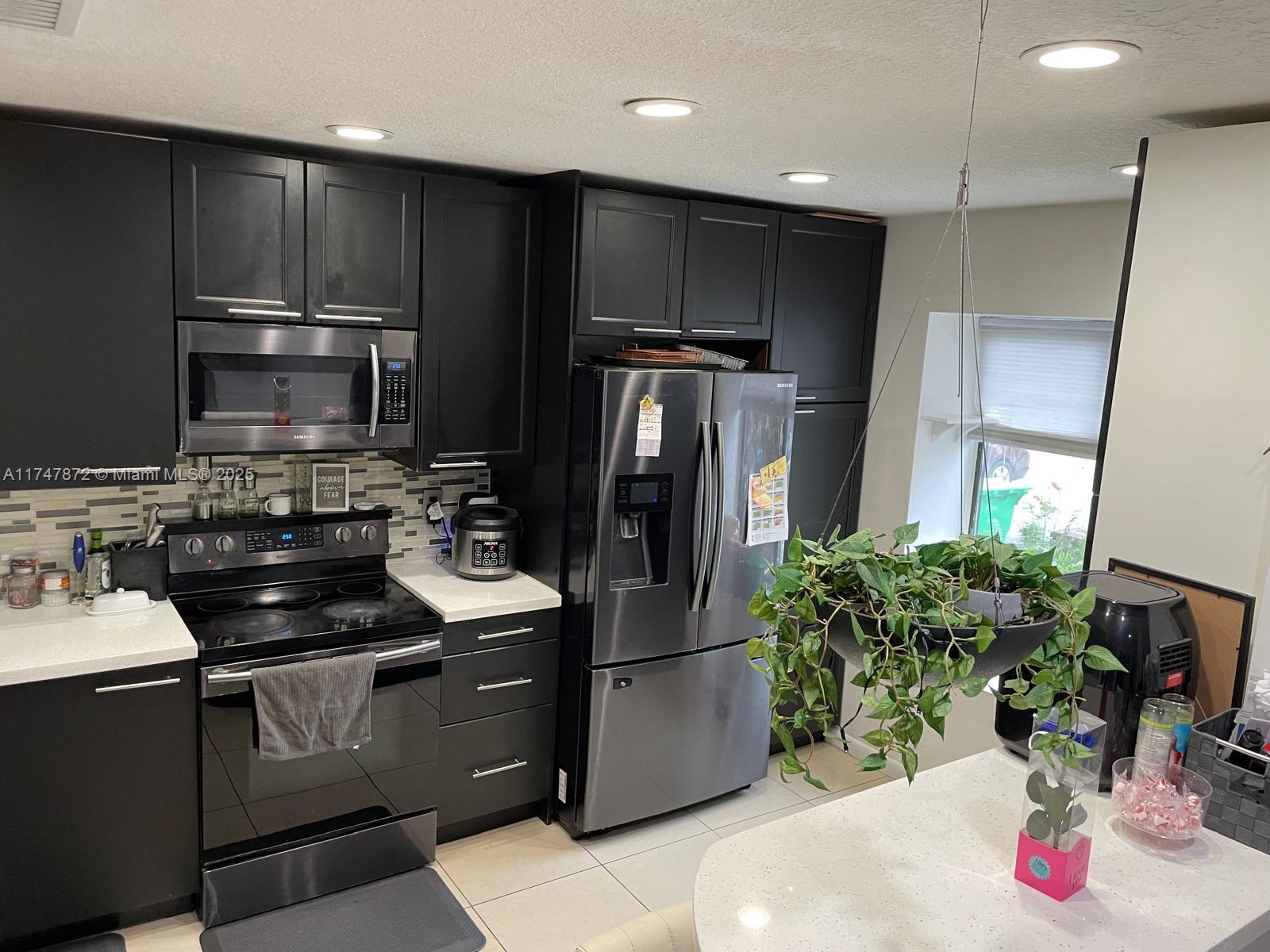 9272 NW 49th Pl, Sunrise, Florida image 24