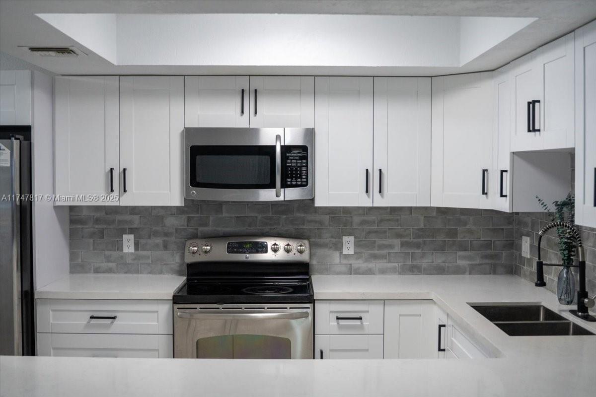 14402 SW 142nd Ct #14402 For Sale A11747817, FL