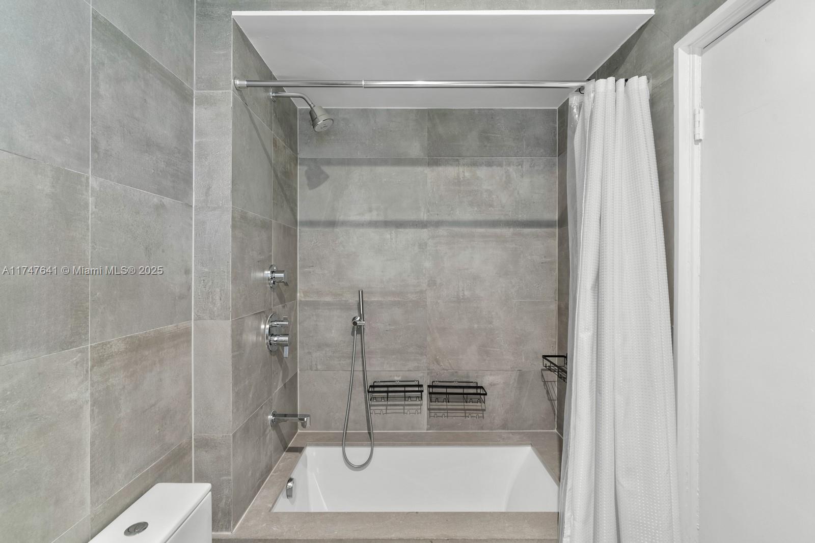 Listing Photo 19