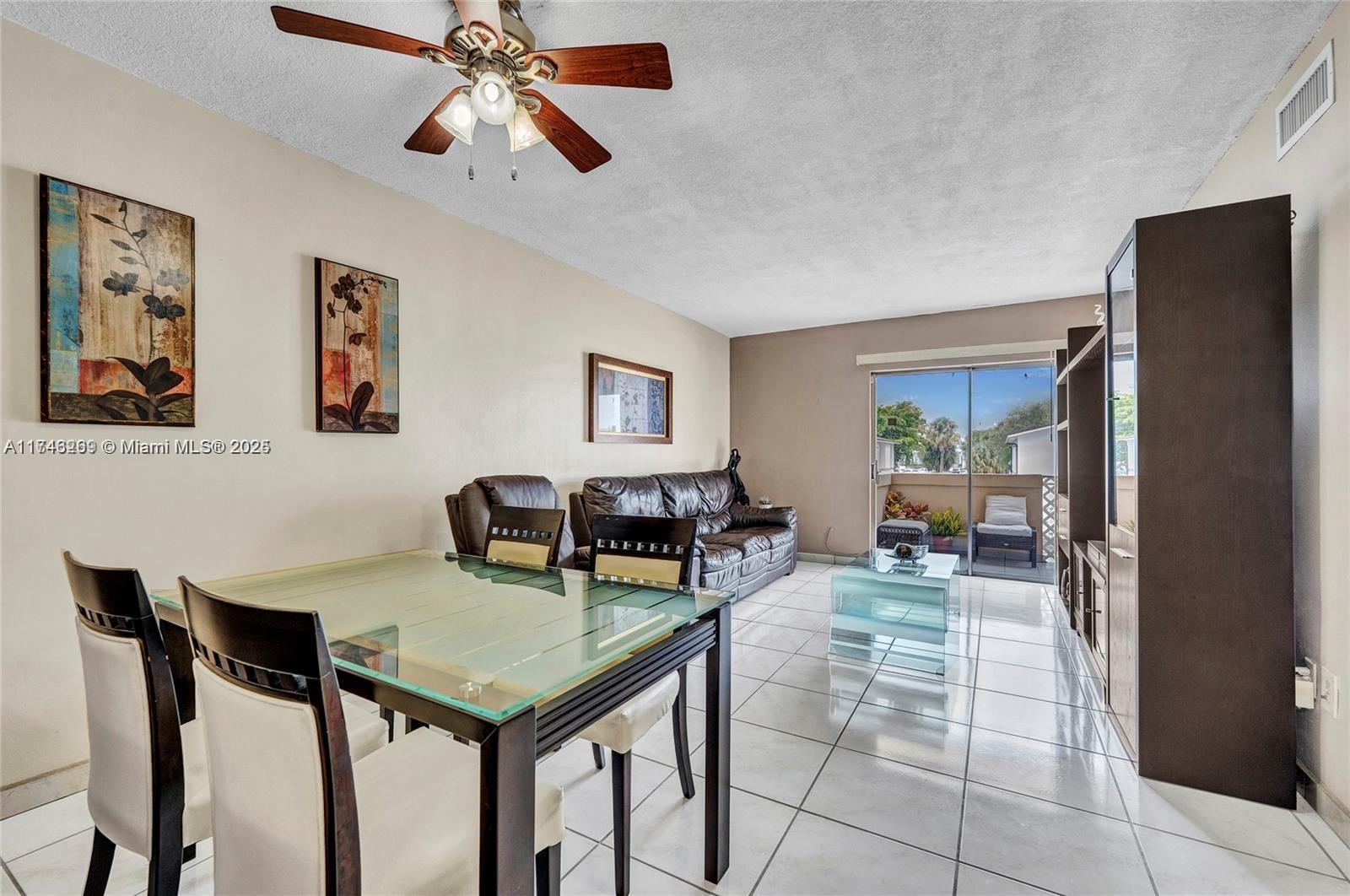 685 Miller Dr #E203, Miami Springs, Florida image 5