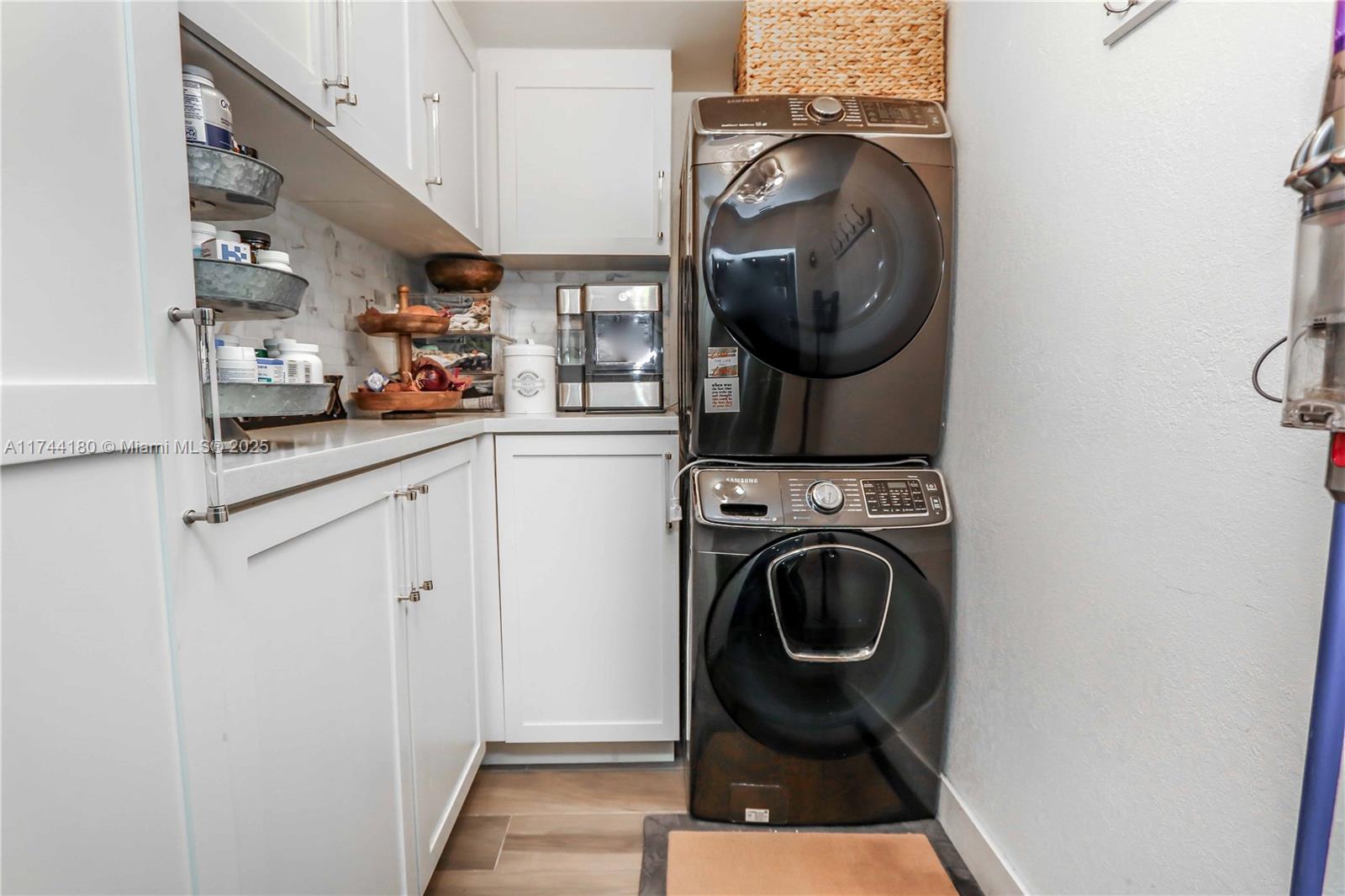 Listing Photo 33