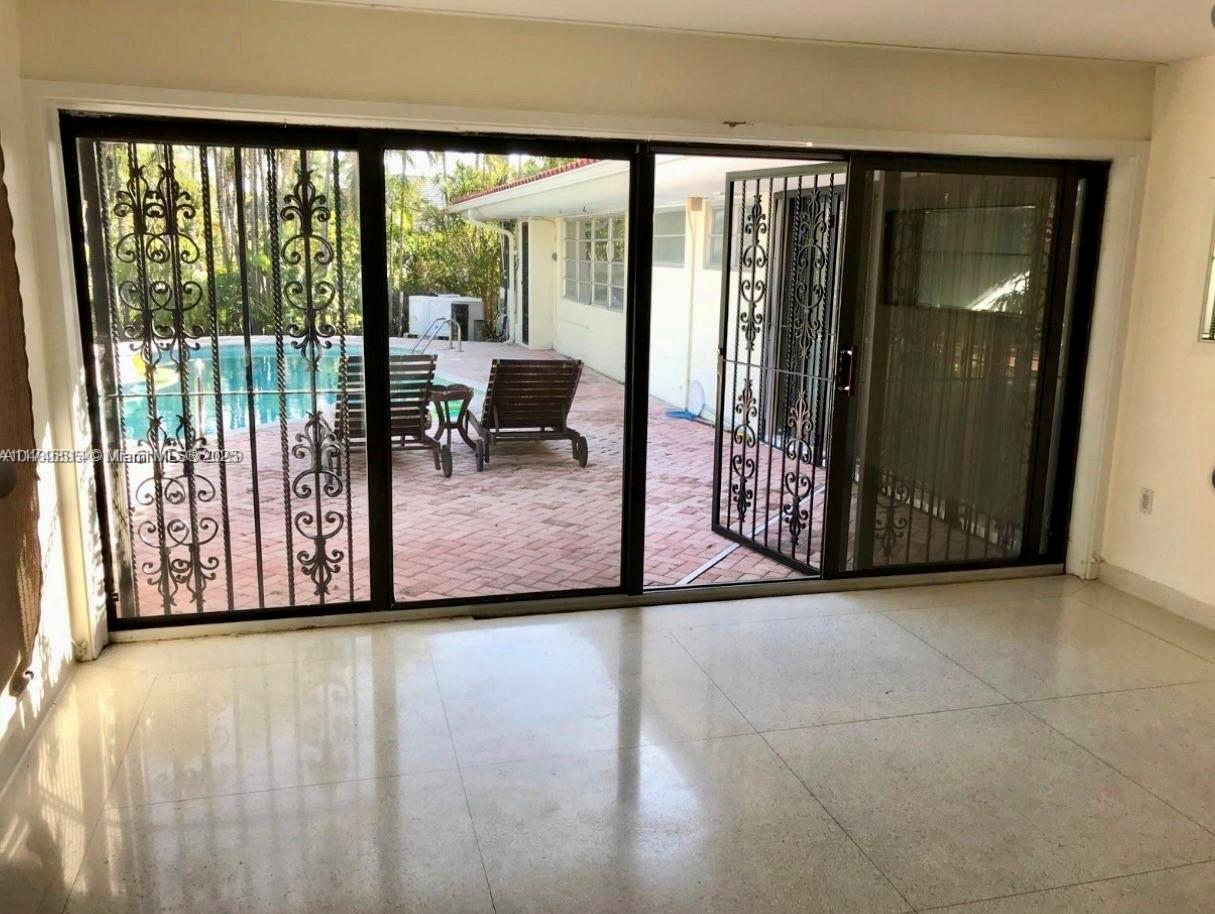 9205 Byron Ave, Surfside, Florida image 36
