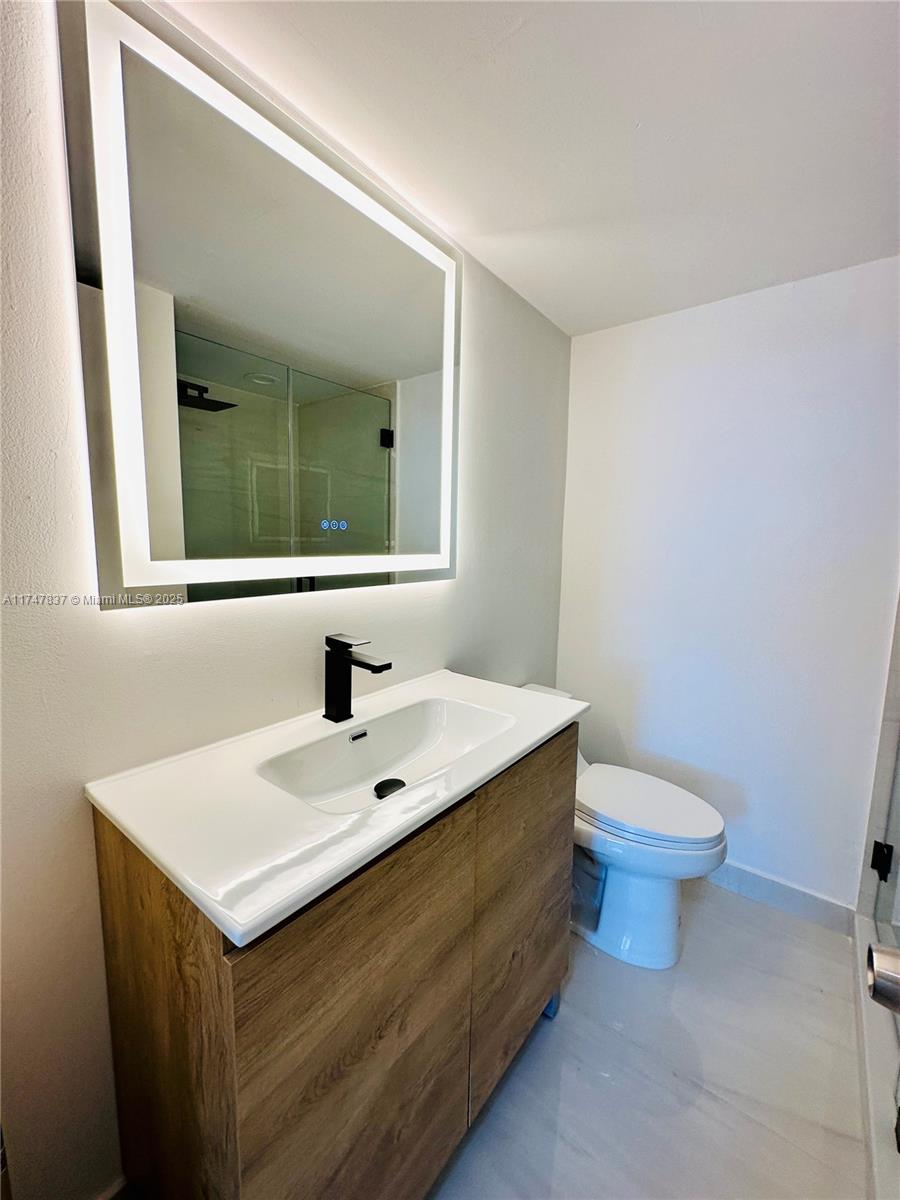 710 Washington Ave #221, Miami Beach, Florida image 19