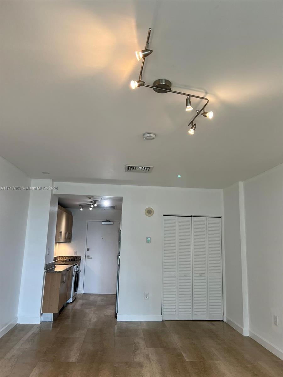 10275 Collins Ave #111, Bal Harbour, Florida image 16
