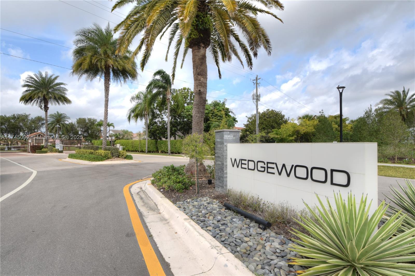 8639 Eagle Run Dr #11, Boca Raton, Florida image 19