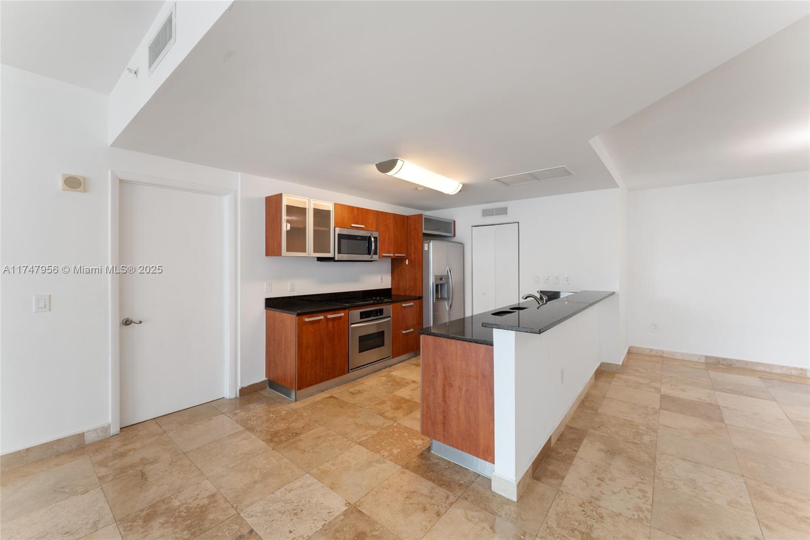 3131 NE 188th St #1-1106, Aventura FL 33180