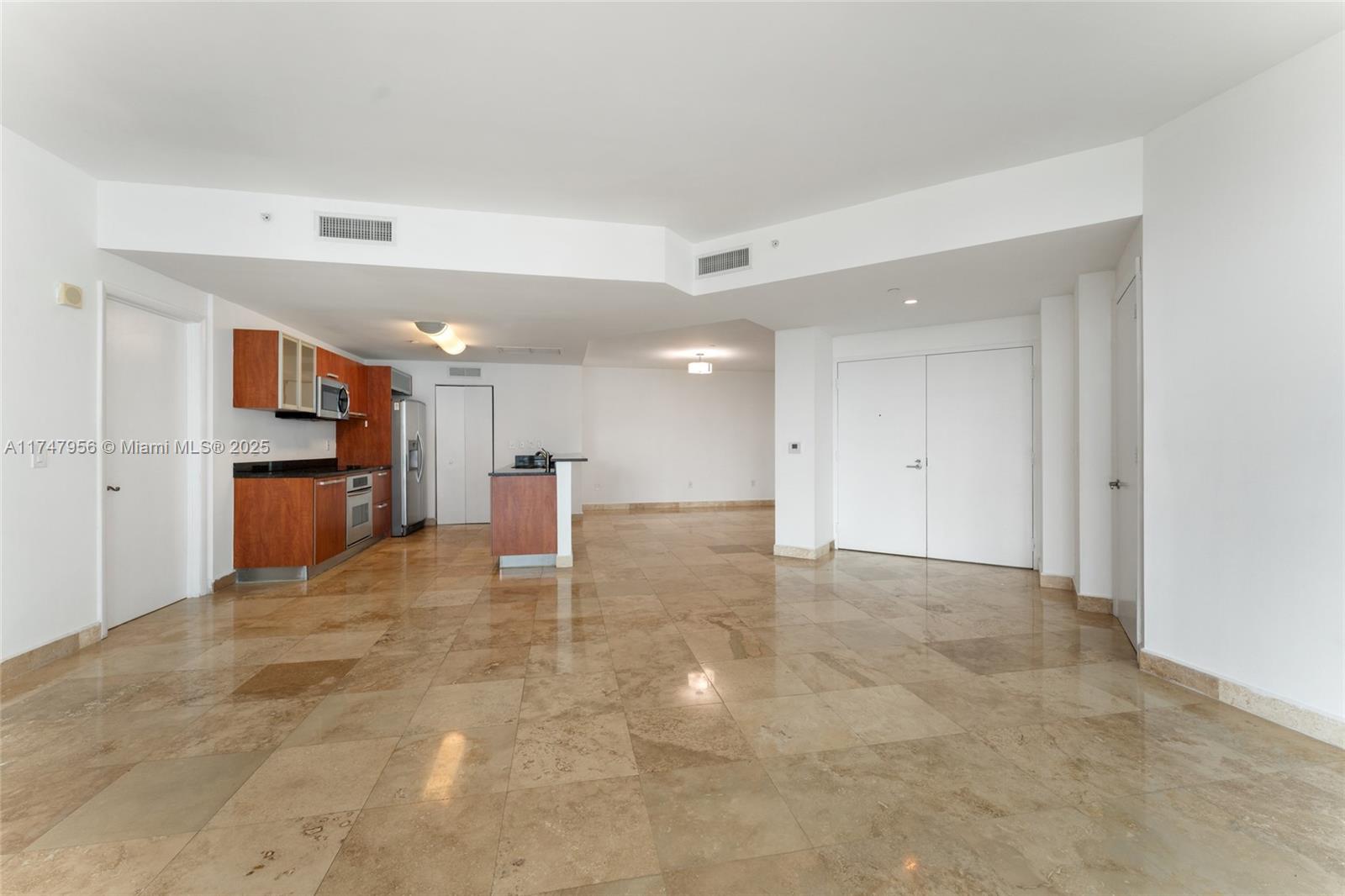 3131 NE 188th St #1-1106, Aventura FL 33180