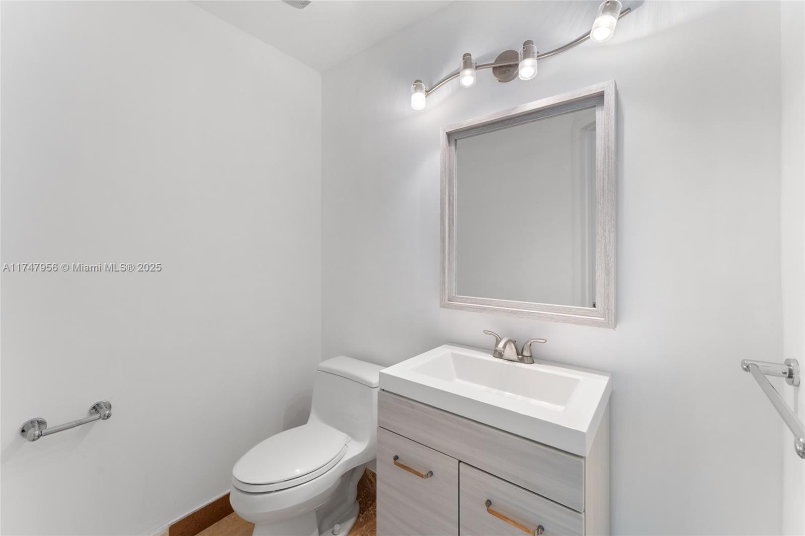 3131 NE 188th St #1-1106, Aventura FL 33180